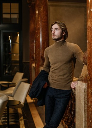Caramel merino wool golf