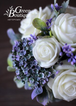 Interior bouquet in a ceramic cup