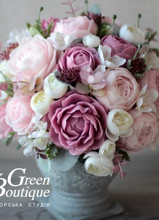 Luxurious interior bouquet of soap Roses and Peonies in a ceramic vase4 photo
