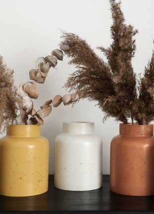 Yellow concrete vase for flowers9 photo