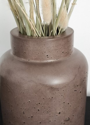 Concrete vase for flowers4 photo