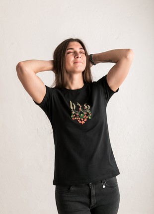 Women's t-shirt with embroidery "Ukrainian tryzub red Kalina" black2 photo