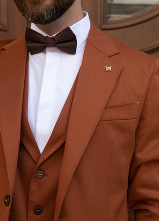 Single-breasted men's terracotta three-piece suit7 photo