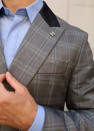 Double-breasted men's gray checked suit2 photo