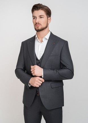 Single-breasted men's gray three-piece suit3 photo