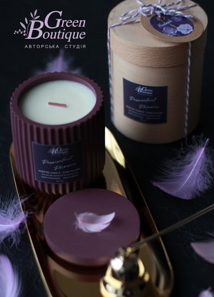 Natural Soy Candle Passion fruit & plumeria (size M)