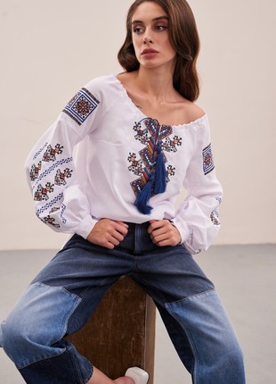 Ethnic blouse with embroidery MEREZHKA "Fate"7 photo