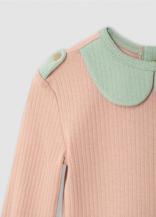 Suite Dambo for a girl ( Powder + olive collar )5 photo