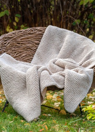 Hand-knitted whool Plaid, light-beige 160x180 cm