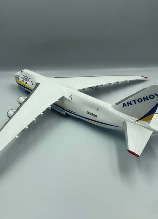 Aircraft model Antonov AN 124 100 150 M UR 82009 "BE BRAVE LIKE MARIUPOL"3 photo
