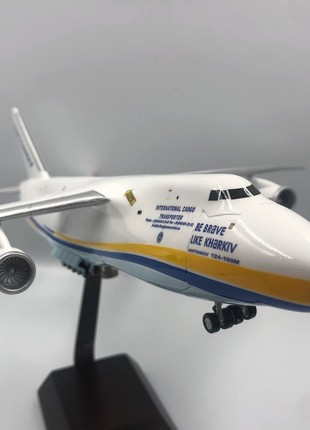 Aircraft model antonov an 124 100 UR 82027 "BE BRAVE LIKE KHARKIV"3 photo