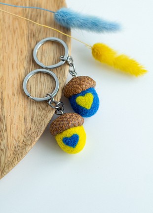 Handmade keychains "With Ukraine in the heart" set of 22 photo