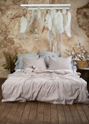 Loft Pale Rose bedding set with hidden buttons