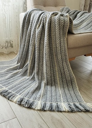 Crochet wool throw blanket Gray Striped