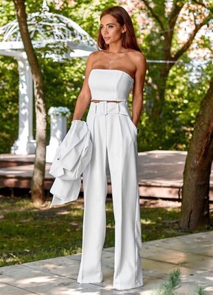 Women's white three-piece suit2 photo
