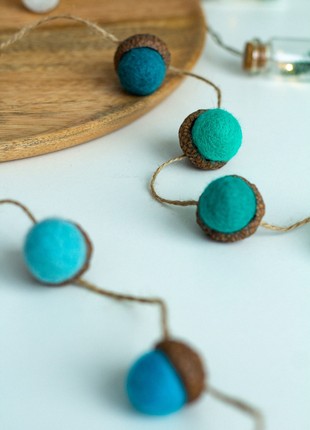 Christmas acorns garland6 photo