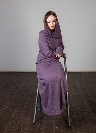 Warm maxi dress with a hood5 photo