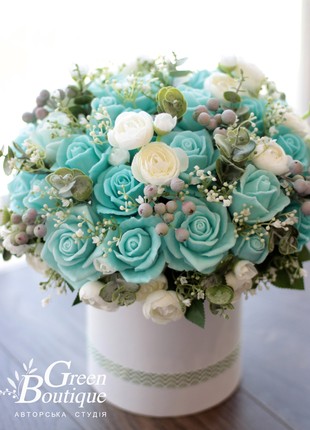Luxurious interior bouquet of soap roses Tiffany's color9 photo