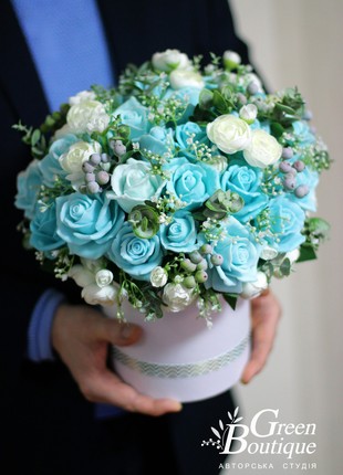 Luxurious interior bouquet of soap roses Tiffany's color1 photo