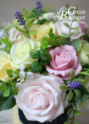 A luxurious interior bouquet of soap roses6 photo