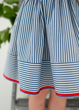 Trendy striped dress with slits10 photo