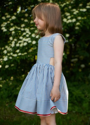Trendy striped dress with slits3 photo