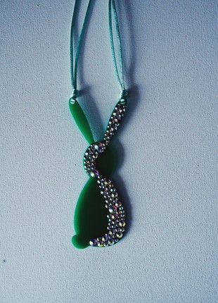 "Shining rabbit" pendant inlaid with Swarovski3 photo