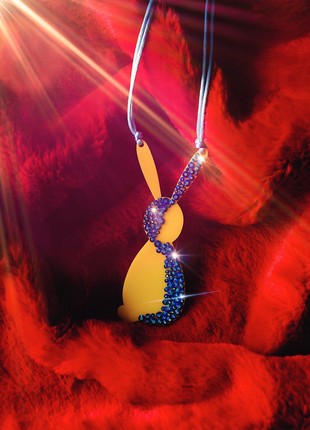 "Shining rabbit" pendant inlaid with Swarovski2 photo
