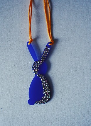 "Shining rabbit" pendant inlaid with Swarovski