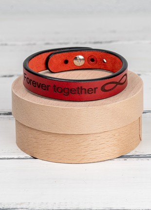 Red narrow leather bracelet with engraving