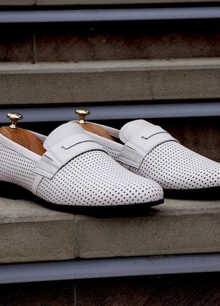 Men's loafers of milk color with perforation. men's summer shoes.6 photo