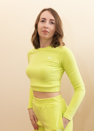 Knitted cropped top1 photo