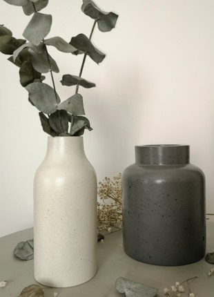 White modern concrete vase9 photo