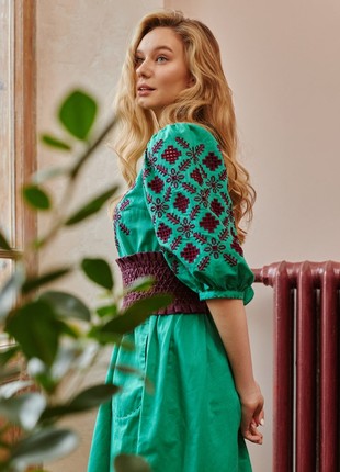 Dress "Karpaty" midi, with colored embroidery3 photo