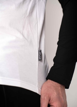 T-shirt Longsleeve white with a black sleeve Custom Wear4 photo