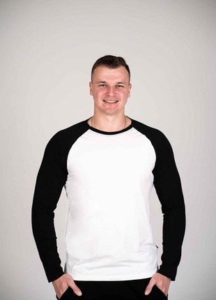 T-shirt Longsleeve white with a black sleeve Custom Wear3 photo