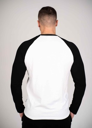 T-shirt Longsleeve white with a black sleeve Custom Wear5 photo