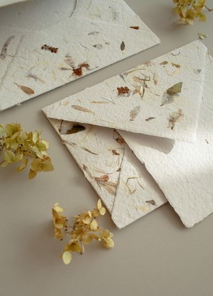 Set of 3 handmade envelopes from recycled paper with mix of flowers. Deckle Edge Paper. C6 / 11x16 cm / 4,33x6,29 inch2 photo