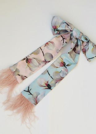 Stylish twill tie with feathers, headband by My Scarf2 photo