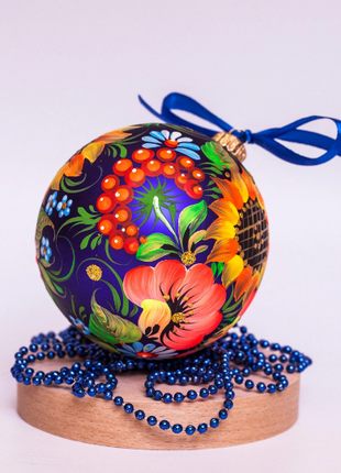 Sunflower Christmas ornament - Petrykivka floral bauble