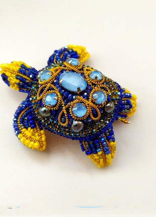 Handmade brooch "the  turtle"