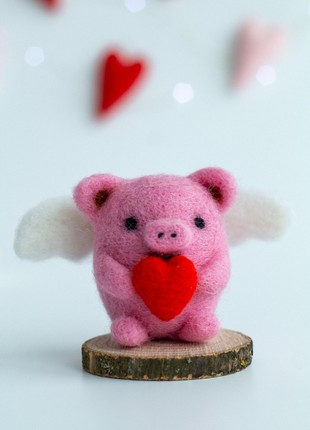 Valentine's Day gift Wool pig with heart4 photo