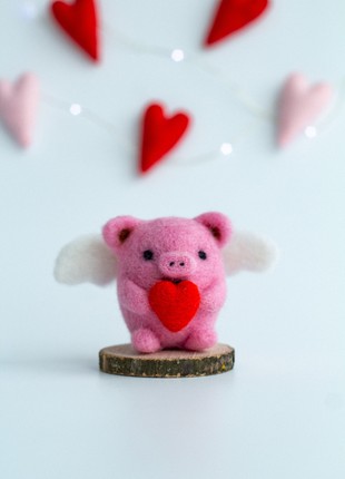 Valentine's Day gift Wool pig with heart1 photo