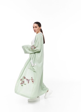 Oversized gown “Swallow”1 photo
