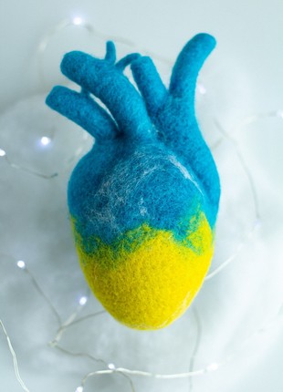 Anatomical heart "With Ukraine in the heart" in the color of the Ukrainian blue-yellow flag5 photo