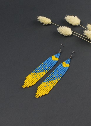 Blue yellow seed bead earrings