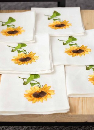 Napkins with embroidery HISTROV Yellow sunflower White 6 pcs