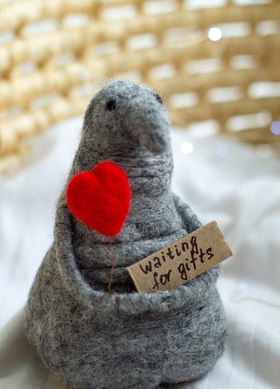 Homunculus loxodontus, waiting toy Valentine's Day gift10 photo