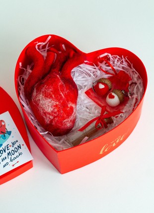 Valentines day gift box3 photo