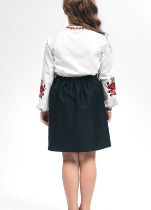 Embroidered blouse for girls 251-20/094 photo